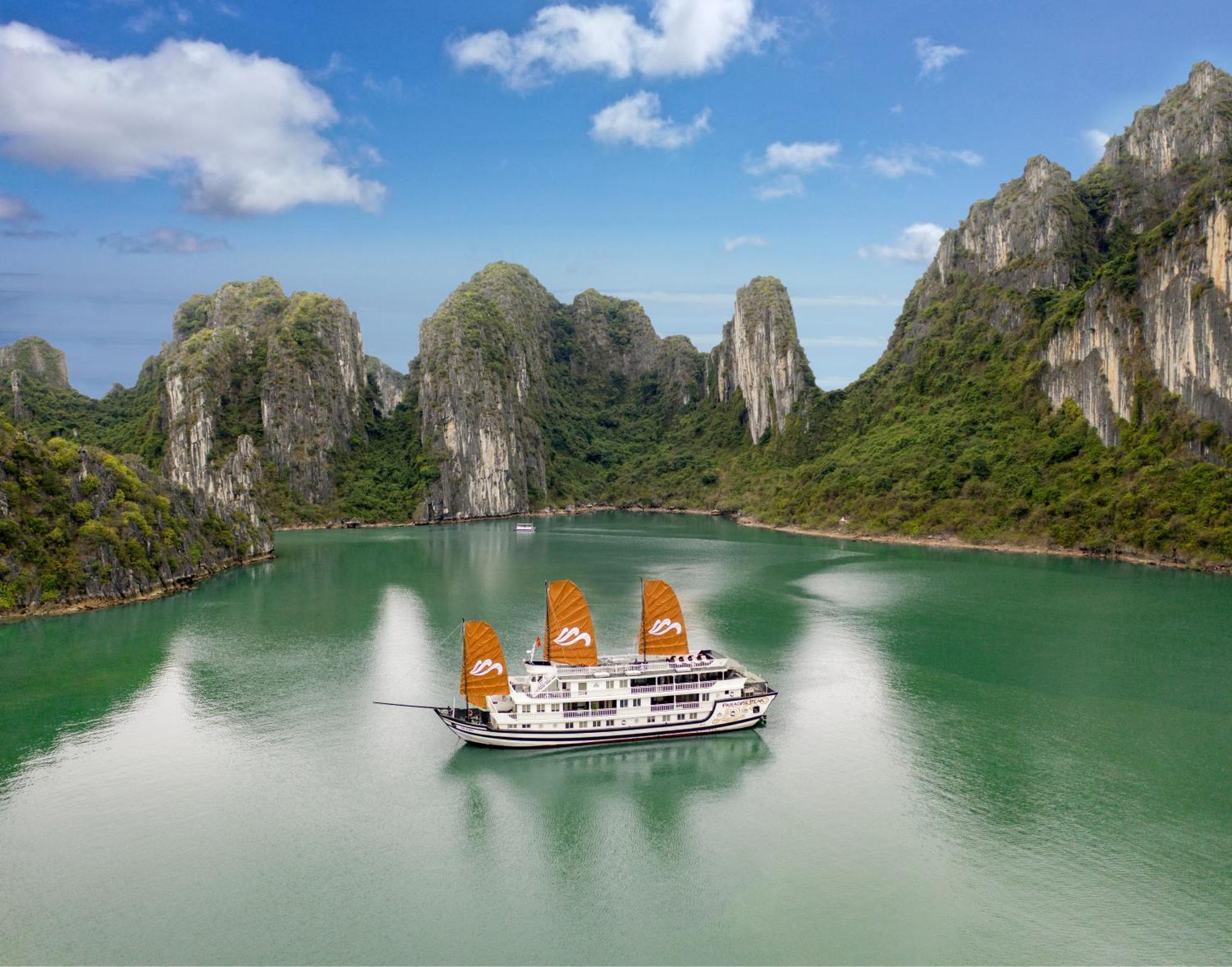 Paradise Peak Cruise Ha Long Eksteriør billede