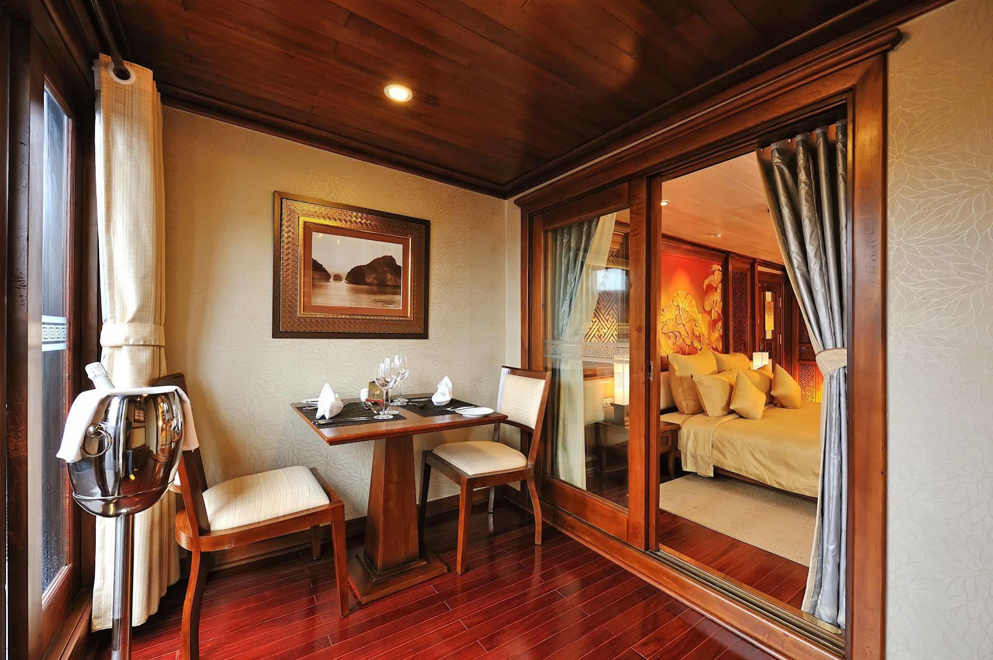 Paradise Peak Cruise Ha Long Eksteriør billede